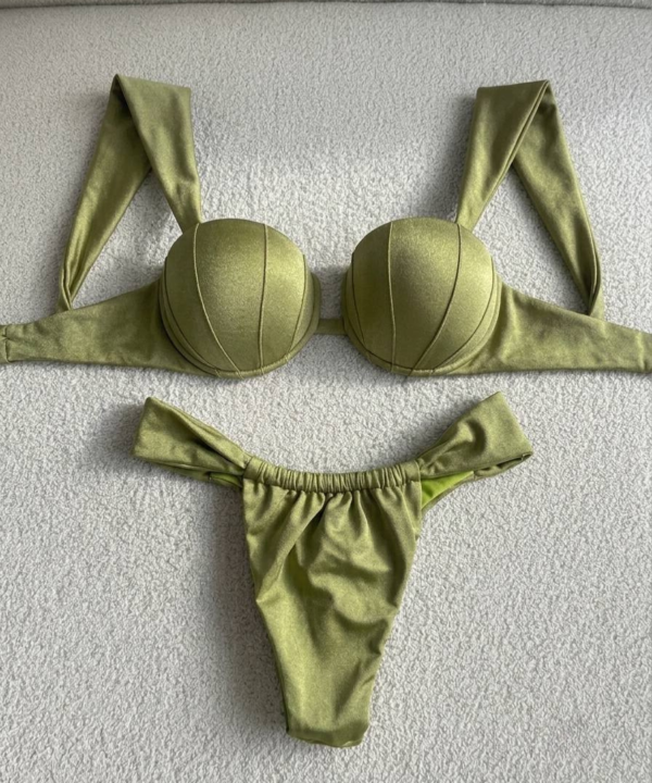 Bikini Olivia verde pistacho