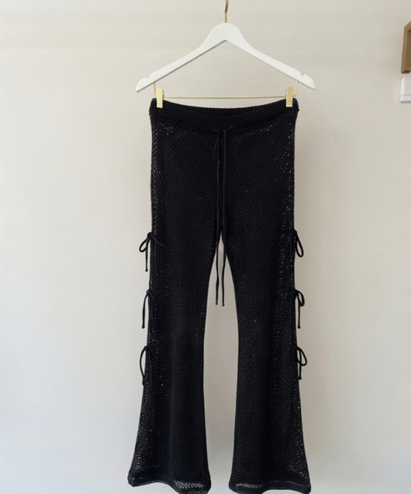 Pantalón de malla negro (con aberturas)